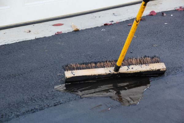 Road Sealing in Elk Grove