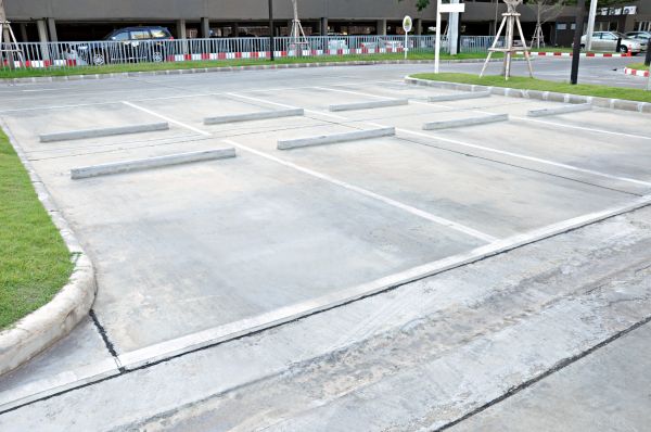 Parking Lot Resurfacing in Elk Grove