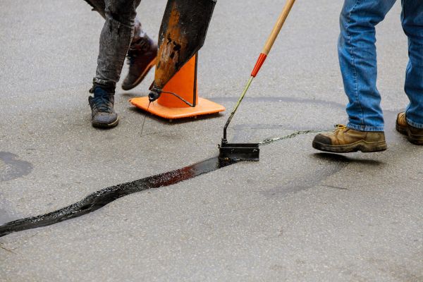 Parking Lot Crack Sealing in Elk Grove